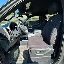 Does-Your-Truck-Still-Turn-Heads-or-Just-Haul-Dust-Ford-F-350-Detailed-in-Orlando-FL 12